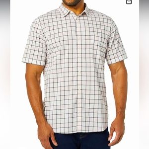 NWT Amazon Essentials Men’s Slim-Fit Short Sleeve Poplin Shirt